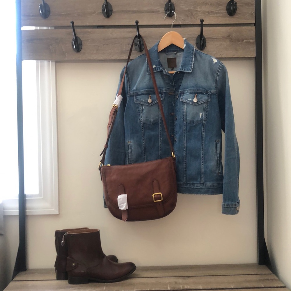 Nwt) Frye lily leather crossbody bag